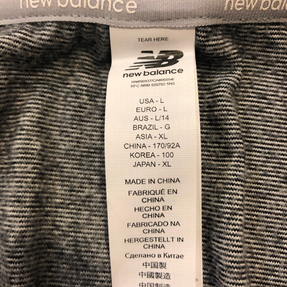 NWOT New Balance Long Sleeve Pullover Sweatshirt - Picture 3 of 5